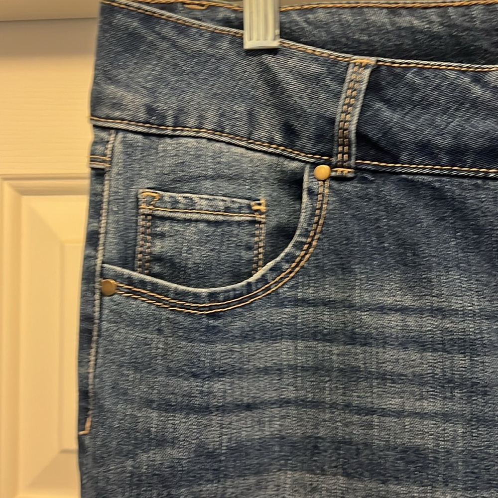 d. jeans Blue Skinny Jeans with Faded Details - Picture 2 of 6